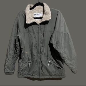 Columbia Womans Soft Lined Green Pockets Size Large